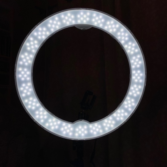 ring light - Picture 4 of 7